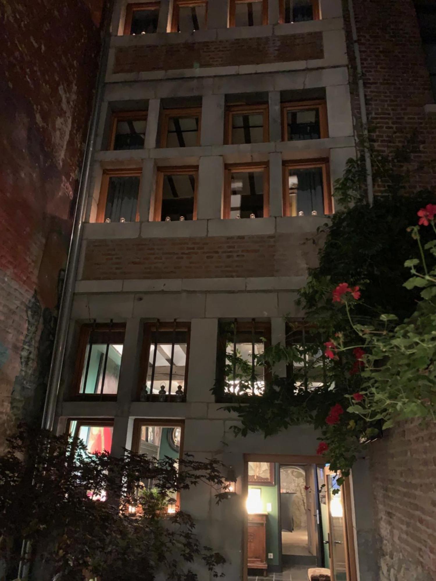 Bonjour Pierreuse Hotel Лиеж Екстериор снимка