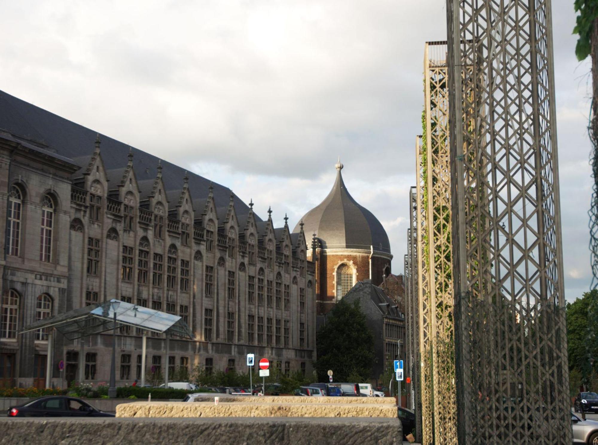 Bonjour Pierreuse Hotel Лиеж Екстериор снимка